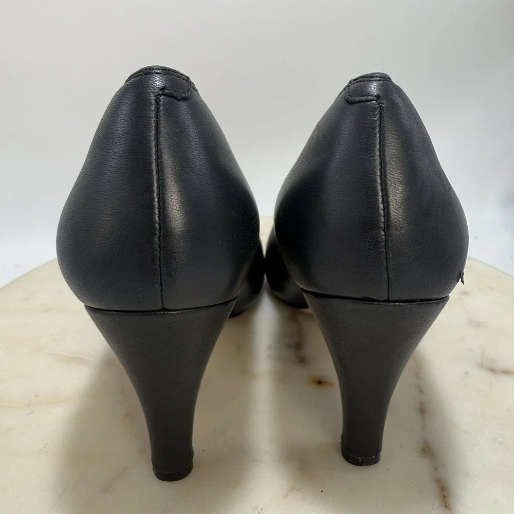 Clarks Dalia Rose Heels Women's 7.5M Black Leather Plush Cushioned Shoes Pumps